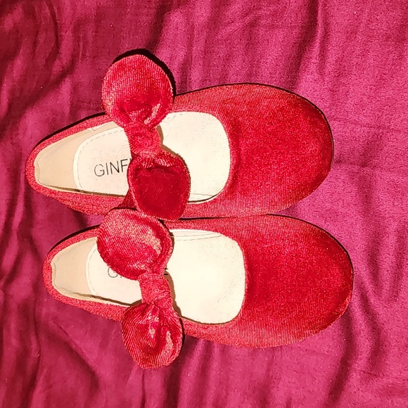 Red Velvet toddler girls shoes, size 7 - Picture 1 of 2